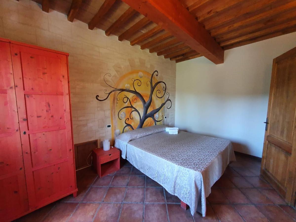 Agriturismo Fattoria Lischeto Volterra Exterior foto