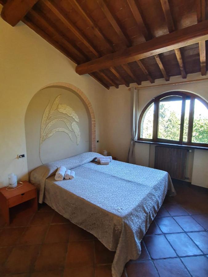 Agriturismo Fattoria Lischeto Volterra Exterior foto